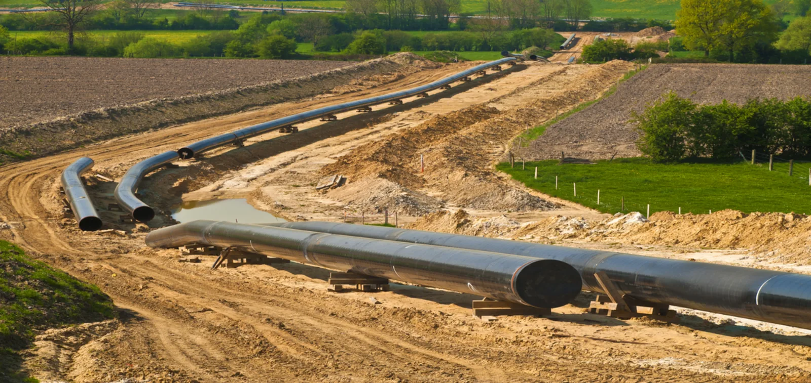 Pipeline construction activity on an energy corridor